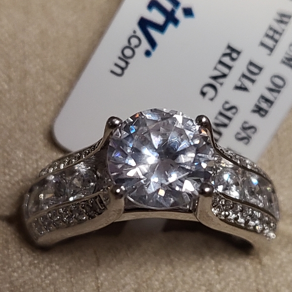 Bella Luce White Diamond Simulant Platinum Over Sterling Silver Ring, Size 7 - Picture 1 of 14